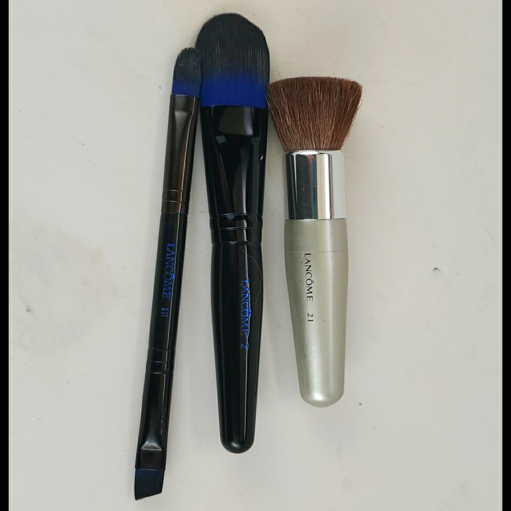 Set of 3 Lancome brushes